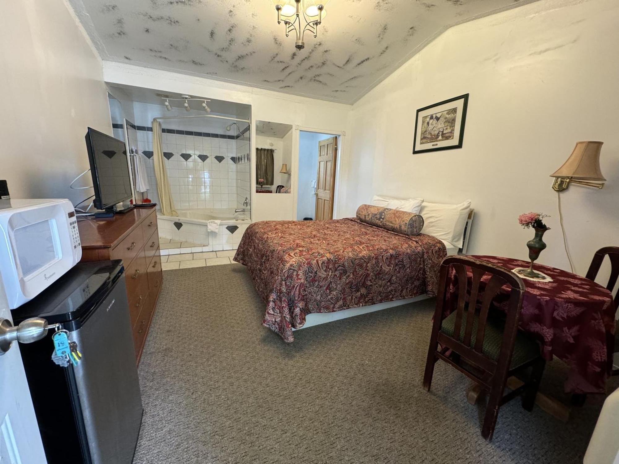 Holiday Motel Orillia Εξωτερικό φωτογραφία